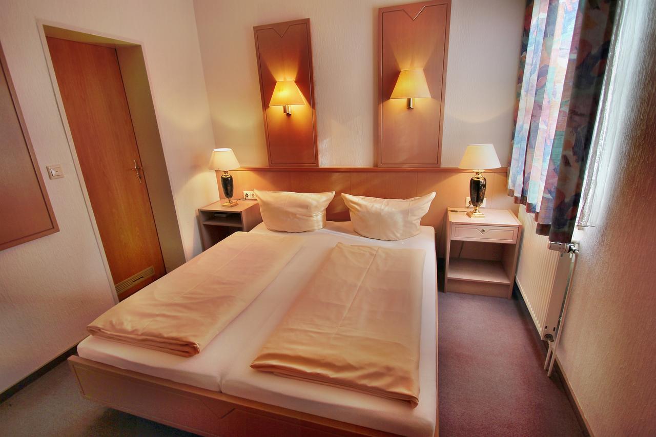Ratsschaenke - Hotel Garni Gifhorn Zewnętrze zdjęcie