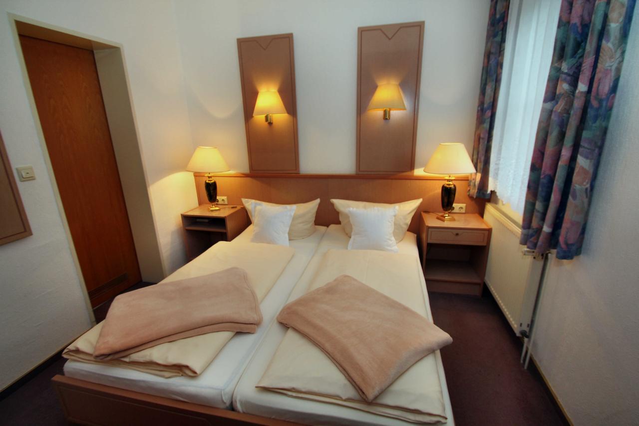 Ratsschaenke - Hotel Garni Gifhorn Zewnętrze zdjęcie